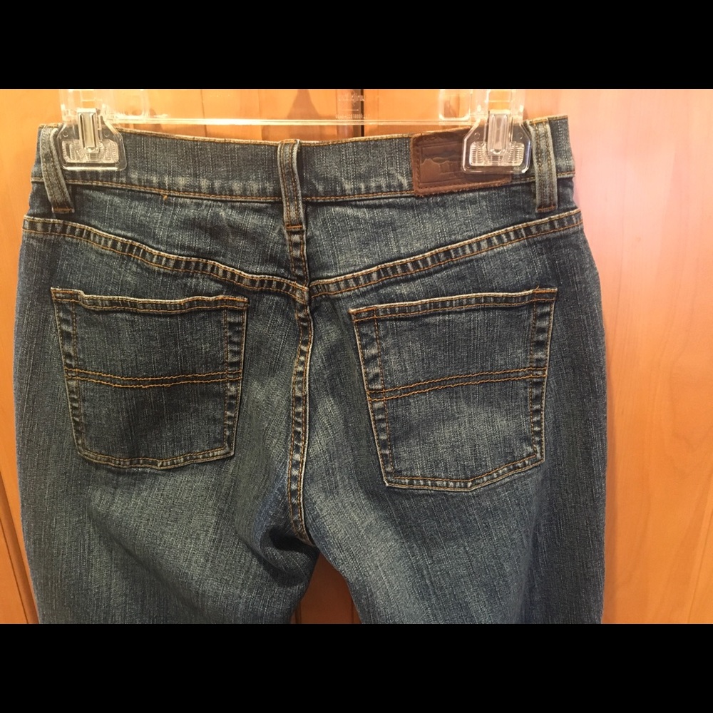 L.L.Bean Jeans 👖 - Picture 4 of 8